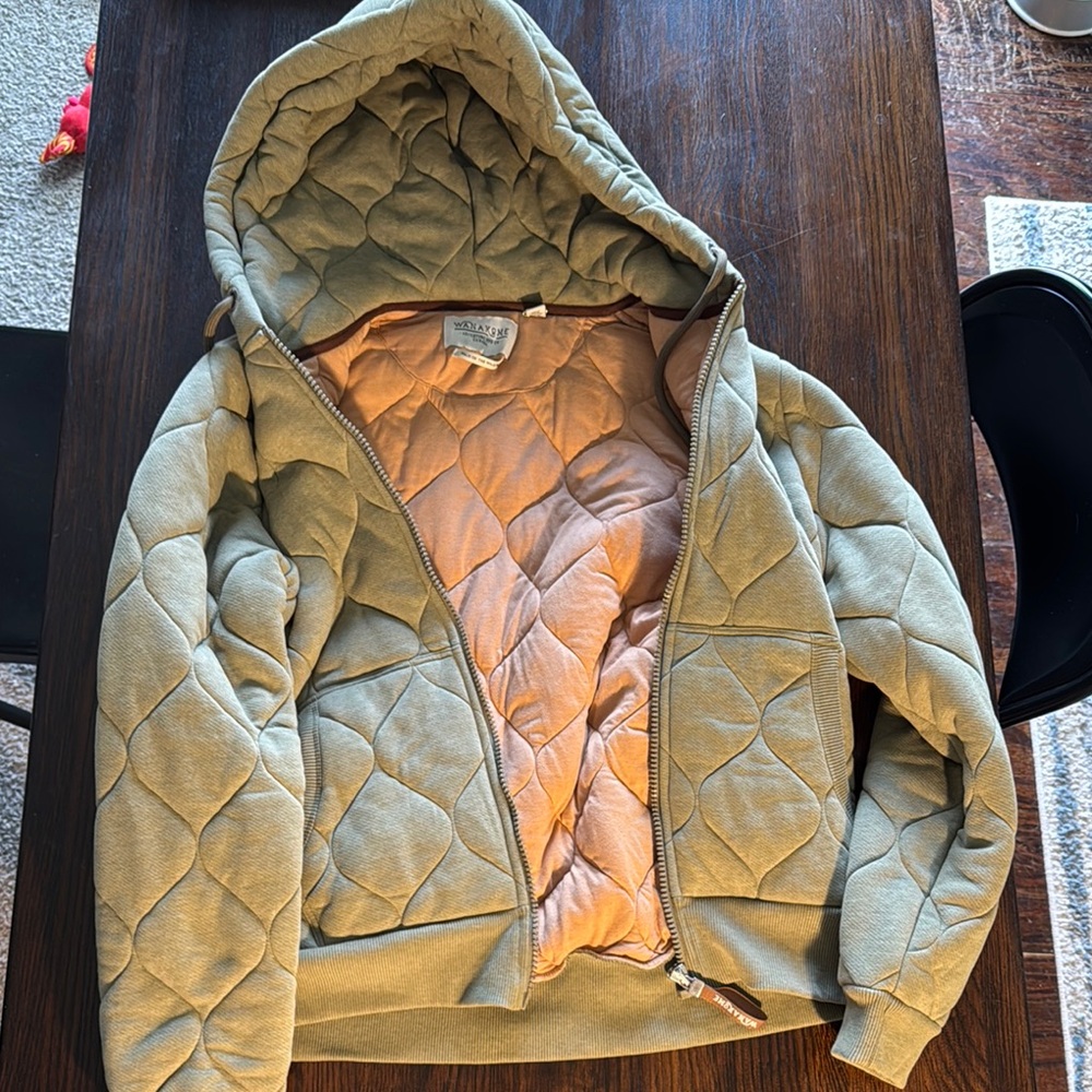 Quilted Hooded Jacket in Olive Green Wanakome Men’s Size L